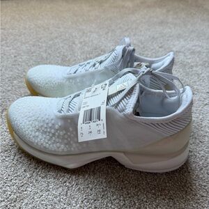 Adidas Ubersonic Tennis Shoes 🎾